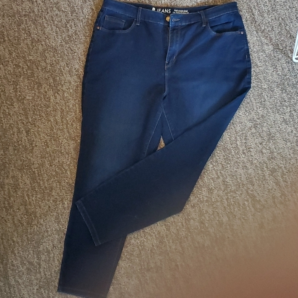Ladies jeans size 33